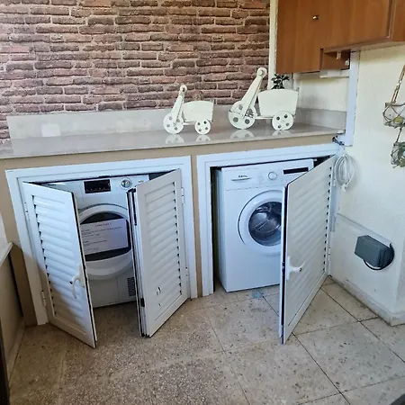 Cankis Court 2 - Flat 004 Apartman